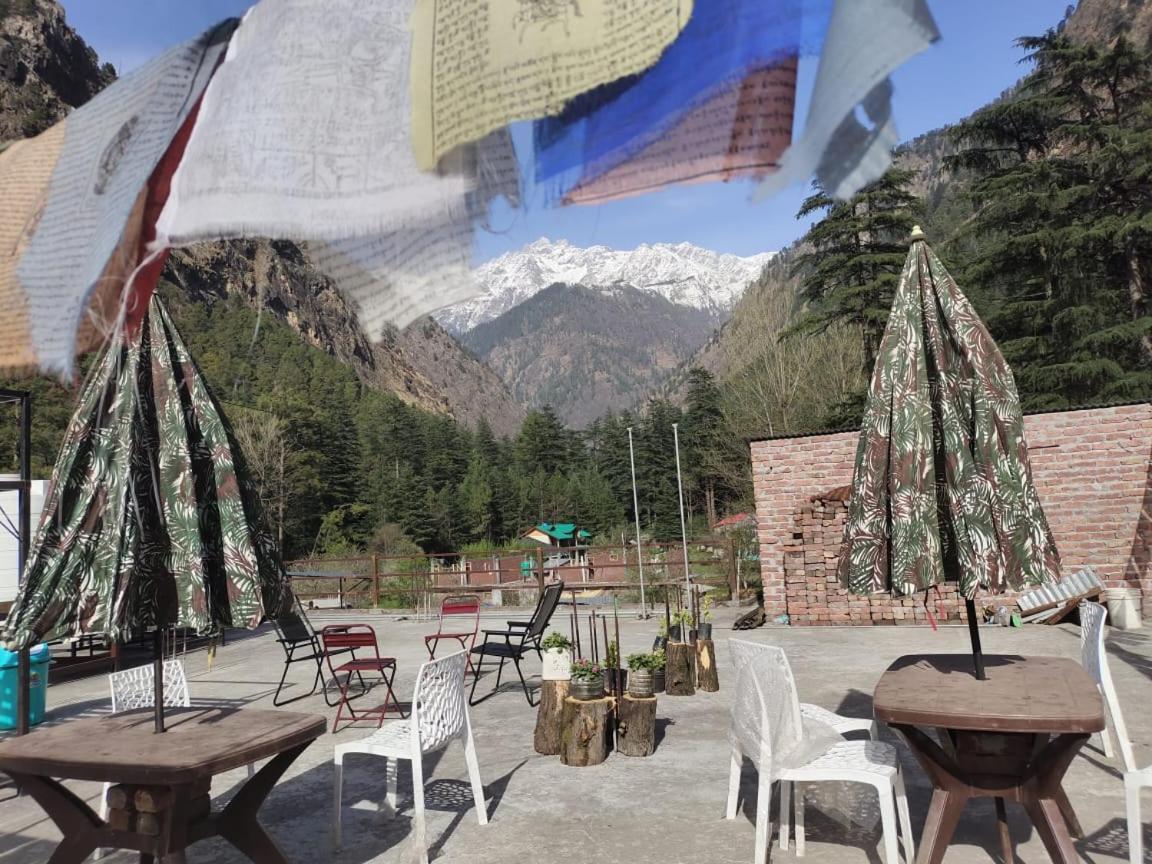 The Royal Orchard Kasol Exterior foto